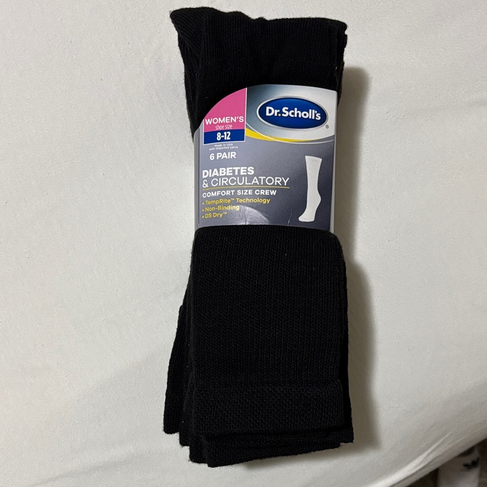 Dr. Scholl's Women's Black Comfort Crew Socks (6 pair)